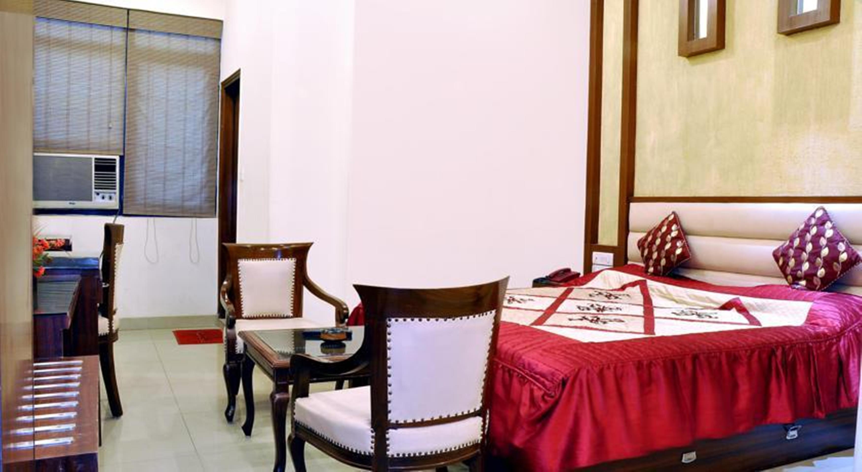 Oyo 3472 Hotel Rama Inn New Delhi Buitenkant foto